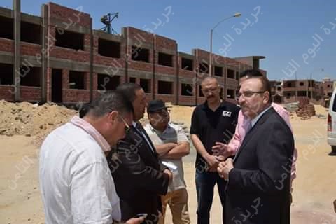 محافظ بني سويف يتابع تنفيذ مشروع المدرسة المصرية اليابانية ومدرسة المتفوقين ويبحث إقامة مكتبة إقليمية