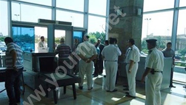 استثناء مسئول بالعربي الأفريقي من تطبيق مبدأ المعاملة بالمثل عليه، والسماح له بدخول البلاد