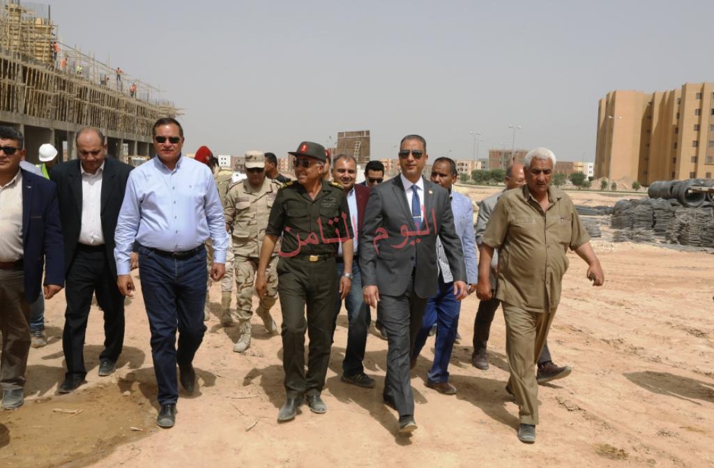 محافظ سوهاج يتفقد مشروع مستشفي جامعة سوهاج الجديده