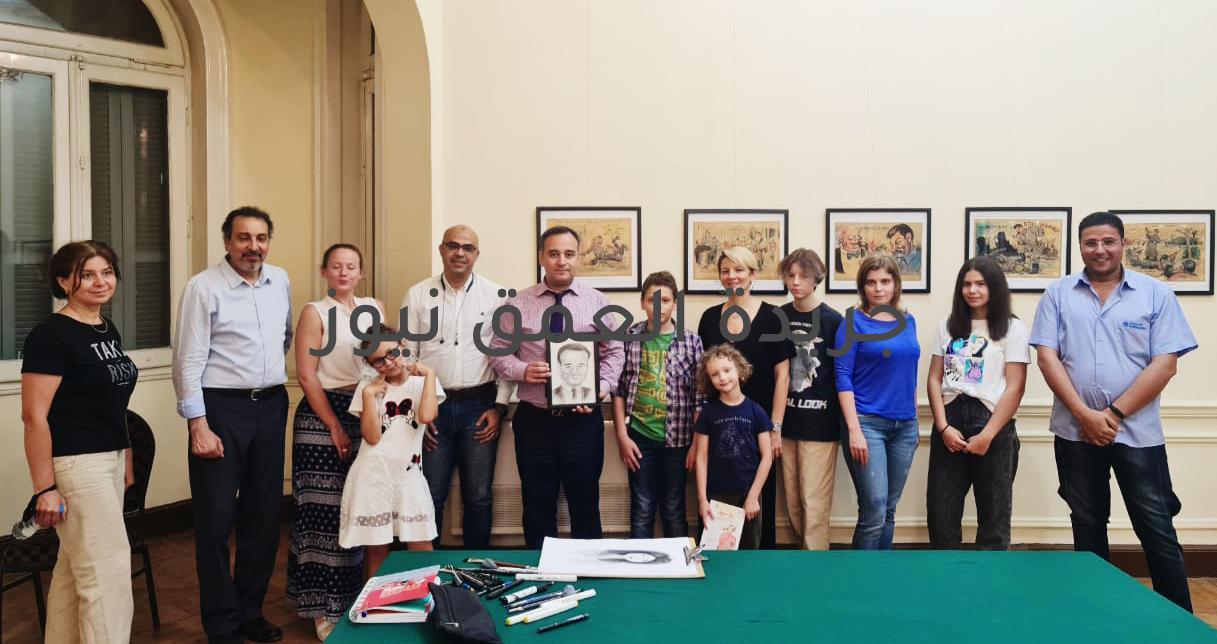 فى سهرة رمضانية ورشة رسم كاريكاتير بالروسى