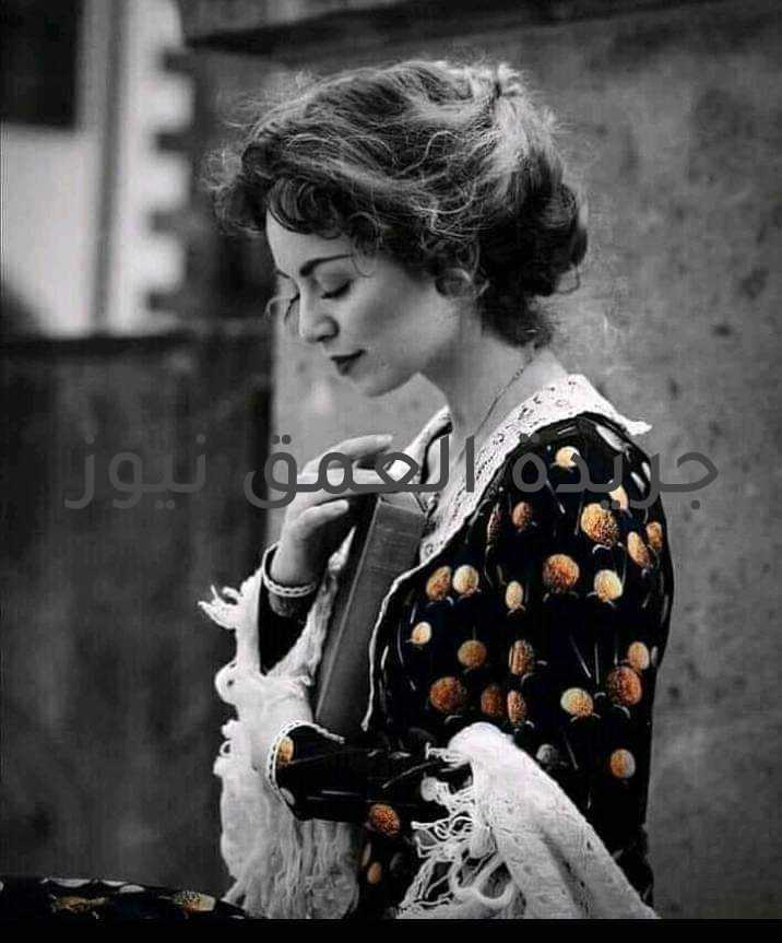 أنا مش هرجعله تاني بقلم الشاعرة/ عبير عبد السلام متابعة/ سامح الخطيب أنا مش هرجعله تاني قولوله خلاص نسيته وهكمل عمري عادي وهبيع اللى اشتريته فاكرنى هموت في بُعده و أترجى و أقول ياريته خلوه يبعد براحـــته ويجرب بعدي يامـا علشان يعرف قيمتنا ويدوق طعم الملامه وهيرجع لينـا نـــادم يطلب عفو وسمــاح لكنى مش هسامحه على القسوة و على الجراح بيقولوا البادى أظلم وأنا منسيتش الي راح