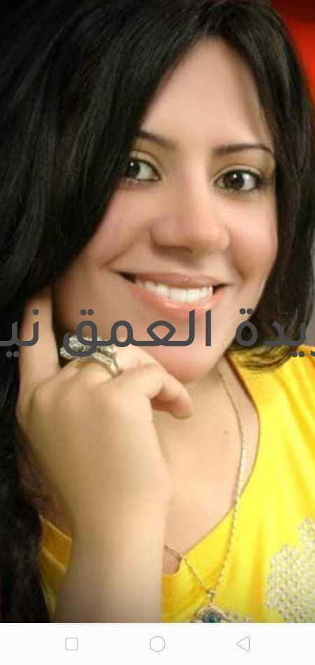 سبع سنوات من الانجازات كتبت/ ولاء ماهر حمزة مخطئ من يظن أن دور الرئيس في إنقاذ مصر قد بات محصورًا في الخلاص من نظام الإخوان وتنظيمها العالمي، فذلك كان فقط الخطوة الأولى في طريق الخلاص، أما الإنقاذ الحقيقي فكان في استعادة مصر دورها التاريخي والحضاري. حيث ساهمت القوات المسلحة والشرطة في مساندة الشعب والحفاظ على الدولةْ و هذه حركة محفوفة بالمخاطر لأن التعاطف والتفهم العام لها غير موجود، فكان لابد من توظيف "سلاح الوعي" القادر على بيان الحقائق والمخاطر وكشف الادعاءات والأباطيل التي يروجها المخططون و المنفذون لأحداث الحريق العربي والتي من شأنها إحداث الوقيعة والانفصام بين الشعب، وجيشه، وقوات أمنه الداخلي. مرت سبع سنوات مرت على ثورة يونيو 2013 التي جاءت بـ"التنمية"، من خلال تدشين أساليب وأفكار جديدة في إدارة موارد البلاد، في أكبر عملية تطبيق للتفكير خارج الصندوق، حيث انعكس ذلك على المؤشرات المالية والاقتصادية والاجتماعية في كافة المجالات، حيث أستطاع الرئيس عبد الفتاح السيسي خلال الأعوام الماضية النهوض بمصر في كافة المجالات؛ لتستعيد مصر مكانتها الدولية والاقليمية بفضل السياسة الرشيدة للرئيس والحكومة؛ لتدعيم الاقتصاد المصري. حيث تسلم الرئيس السيسي مصر و هي بها العديد من المشاكل الاقتصادية وتدهور الاقتصاد بصورة اقرب للافلاس، فساهم في انقاذ مصر من شبح الإفلاس، حيث بدء بخطة مدروسة لتنمية الاقتصاد، وساعد في ذلك جهود الرئيس في استقرار الأوضاع الأمنية والسياسية في أعقاب ثورة 30 يونيوْ و عادت الاستثمارات الأجنبية إلى جانب المشروعات القومية، التي وفرت فرص عمل بالملايين لأبناء الوطن، و نجح الرئيس عبد الفتاح السيسي ،مدعوما بإرادة المصريين بعد وصوله للحكم في 2014، في تحقيق العديد من الانجازات مثل بناء وتجديد البنية التحتية ، وتطبيق برنامج الاصلاح الاقتصادي، وتنفيذ العديد من المشروعات القومية الكبري، منها تنمية سيناء وأنفاق قناة السويس. ومع تولي الرئيس الحكم، انطلقت عملية التنمية الشاملة في سيناء التي بدأت بالفعل منذ عام 2014 ومستمرة حتى عام 2022، و تتمثل في مشروعات شبكة الطرق والكباري العملاقة،و تم تنفيذ شبكة من الطرق والكباري فى أزمنة قياسية، وفقاً للمواصفات القياسية العالمية. كما تم افتتاح محور تحيا مصر العملاق والكوبري الملجم أعلى النيل والمرحلة الثانية من محور روض الفرج والكوبري. كما افتتح الرئيس مشروع الاستزراع السمكي بعدد من محافظات الجمهورية، و تم انتاج سلالات بمواصفات عالمية فاخرة، ذات عائد اقتصادي، وتوفير فرص العمل للشباب. و تم إنشاء العاصمة الإدارية الجديدة، ومدينة العلمين الجديدة، و على الصعيد الاجتماعيْ جاء بناء الإنسان المصري( من خلال محاور رئيسية و هي التعليم و الصحة و الثقافة)، وفي قطاع السياحة الذي يُعد من أهم مصادر العملات الأجنبية والدخل القومي بمصر، شهدت السنوات الأخيرة زيادة تدريجية في أعداد السائحين القادمين إلى مصر بعد انخفاض عام خلال العقد الأخير، وفي القطاع الصحي عمدت الخطة الاستراتيجية لتطوير القطاع من خلال عدة محاور، بالإضافة إلى تدخل الرئيس عبدالفتاح السيسي للقضاء على بعض التحديات مثل مبادرة الرئيس للقضاء على قوائم الانتظار وإطلاق مبادرة "100 مليون صحة" للقضاء على فيروس سي والكشف عن الأمراض غير السارية، إلى جانب حملة الكشف عن أمراض السمنة والأنيميا والتقزم ، ومبادرة اكتشاف وعلاج ضعف وفقدان السمع للأطفال حديثي الولادة، ومبادرة نور حياة للكشف عن مسببات ضعف البصر والعمل على علاجها، ومبادرة صحة المرأة المصرية. واستطاعت السياسات المالية والنقدية في مصر تحقيق تزايد مطرد خلال الفترة الأخيرة.