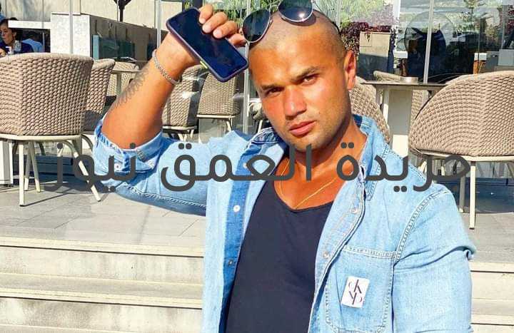 محمود فكري ينضم لفريق عمل "زومبي" كتب/ سامح علي انضم الفنان محمود فكري إلى فريق عمل فيلم زومبي الذي من المقرر البدء في تصويره الأيام المقبلة، والذي يدور في إطار إجتماعي كوميدي لايت. وفيلم "زومبي" بطولة علي ربيع، كريم عفيفي، وأشرف عبدالباقي، حمدي الميرغني، بيومي فؤاد، هاجر أحمد، ومن إخراج عمرو صلاح، ومن إنتاج أحمد السبكي، وإخراج عمرو صلاح، وتأليف أمين جمال ووليد أبو المجد. وشارك محمود فكري في عدد من الأعمال السينمائية والدرامية، منها مسلسل رمضان كريم مع الفنانة روبي وصبري فواز وكريم عفيفي، ومسلسل ولاد ناس مع الفنانة رانيا فريد شوقي وأحمد وفيق الذي تم عرضه خلال شهر رمضان الماضي. ومن المقرر أن يشارك محمود فكري في تصوير مسلسل المماليك من بطولة رانيا يوسف، رامي وحيد، محمد لطفي، بيومي فؤاد، محمد سليمان، نانسي صلاح، رامي غيط، فيدرا، عمر حسن يوسف.