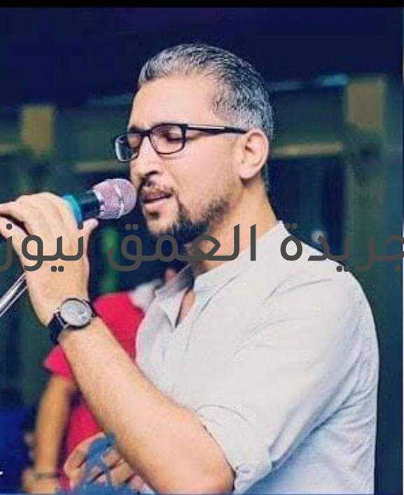 النجم " حسن السنان " يشعل حفلات منتجع القوات الجوية والقرية البدوية كتب/ ماهر بدر تألق النجم حسن السنان "مطرب مطروح " في أداء أغنية "زحمة يادنيا زحمة " للفنان الكبير " أحمد عدوية " وأظهر موهبته في عدة اغاني اخرى بمناسبة حفلات الصيف التي تقام في محافظة مرسي مطروح. حيث يحيي العديد من الحفلات بعدة منتجعات شهيرة بمحافظة مرسي مطروح وعلي رأسهم منتجع النسور للقوات الجوية والقرية البدوية. واستطاع " السنان " في اشعال الاجواء بالبهجة والسعادة من خلال احياء الحفلات في مطروح بمجموعة من الاغاني الرائعة منها القديم والحديث ، وأصبحت أجواء المصيف مشتعلة بإمتاع الرواد وجذب آلاف المعجبين ، إضافة إلى آلاف الشباب المعجبين بالمطربين الذين يحضرون خصيصا من المحافظات المختلفة لحضور حفلاتهم. وتتنوع الحفلات والمطربين، بتنوع عشرات المنتجعات والفنادق والقرى السياحية، المنتشرة على طول ساحل البحر المتوسط، من الإسكندرية شرقاً إلى مرسى مطروح غرباً، بطول 300 كيلو متر، لامتاع الجماهير.