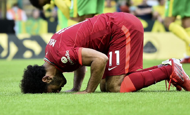 “320 ألف إسترليني أسبوعيًا”.. تقرير عالمي يكشف تفاصيل عرض ليفربول الضخم من أجل صلاح