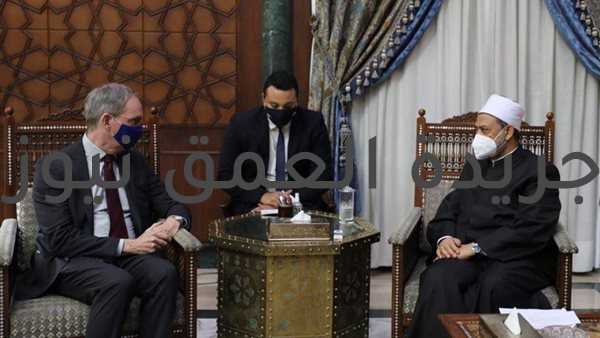 شيخ الأزهر لـ"سفير السويد": المنح الدراسية وتدريب الأئمة أدوات فاعلة لنشر التسامح