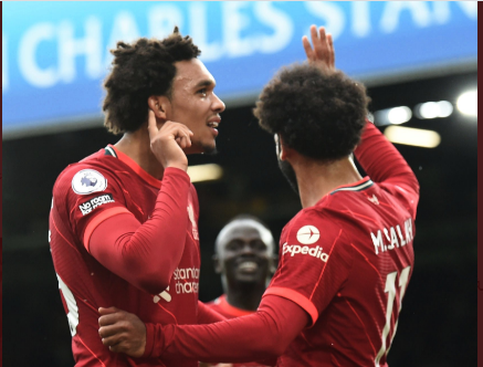 الملك يرد بطريقته الخاصة.. سر صيحات الاستهجان ضد محمد صلاح من جماهير ليدز