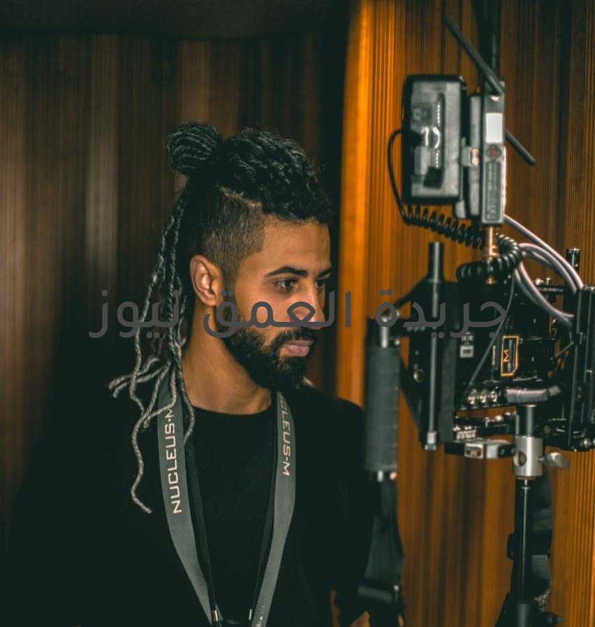 عمر الشريف ينتهي من تصوير كليب "حوت البحر الأحمر" في دبي