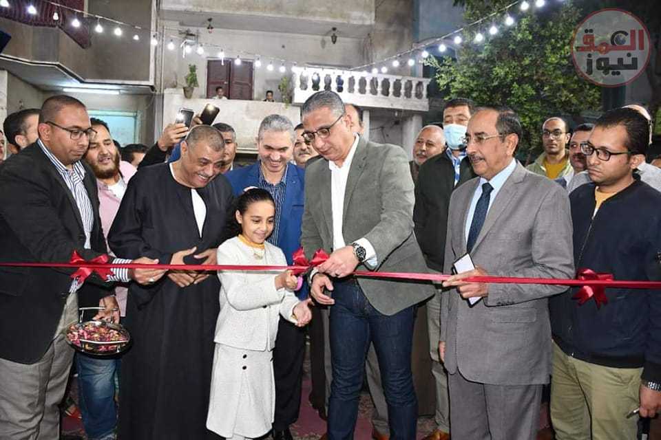 (العمق نيوز)محافظ الفيوم يفتتح معرضاً لبيع السلع الغذائية بأسعار مخفضة بأبشواي