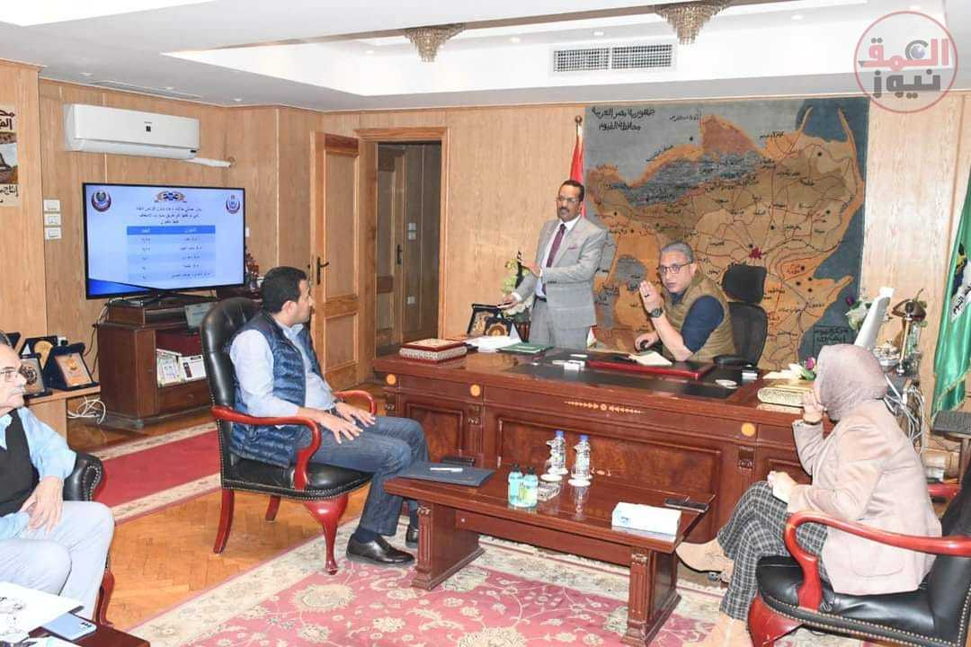 "الأنصاري" يقرر تشكيل لجنة للمرور علي محال المبيدات والصيدليات وضبط المخالف منها (العمق نيوز)