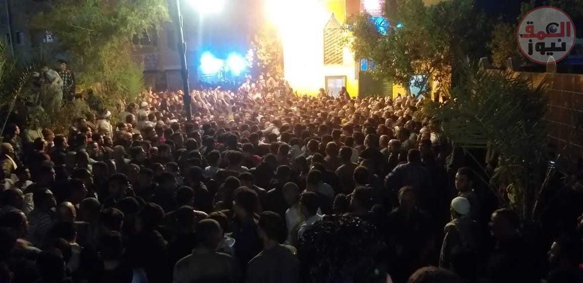 السواد يعم قرية أوليلة التابعة لمحافظة الدقهلية وتشييع جثامين 7 من الضحايا(العمق نيوز)