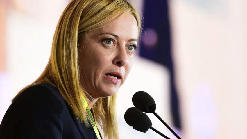 إطلاق نار وصرخات هزت إيطاليا .. مقتل صديقة رئيسة الوزراء خلال إجتماع بوسط روما