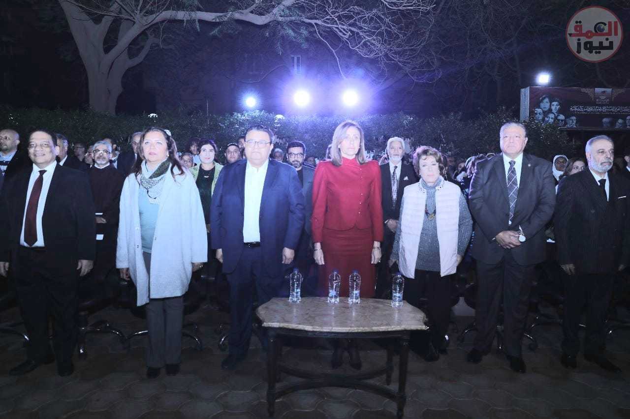 وزيرة الثقافة توجه بالبدء فورا في أعمال التوسع بالمتحف وضم المزيد من المقتنيات