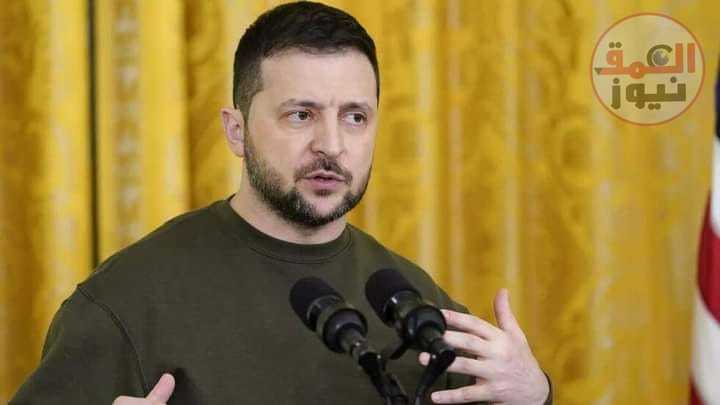 مستخدمو "تويتر" يبدون غضبهم من رد زيلينسكي على مبادرة بوتين لوقف إطلاق النار .