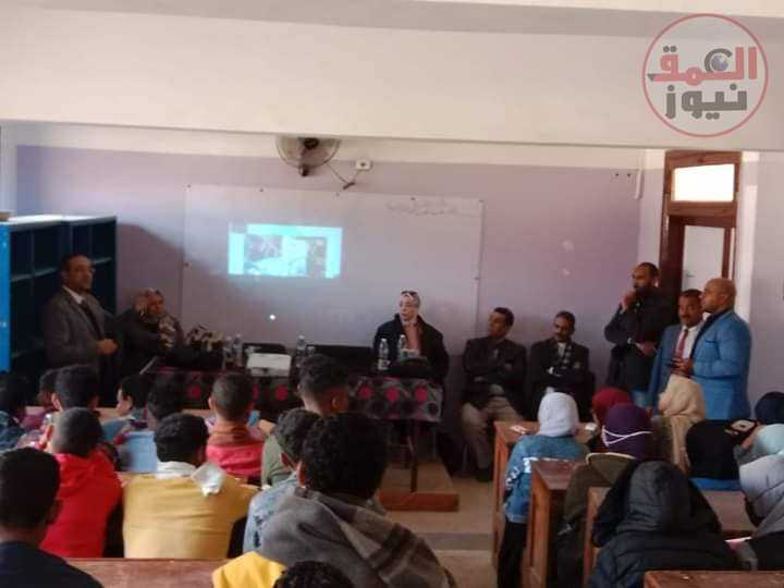 ندوة للأكاديمية العربية للنقل البحري بمدرسة الشهيد محمد أنور جمعة بأبو دياب فى دشنا