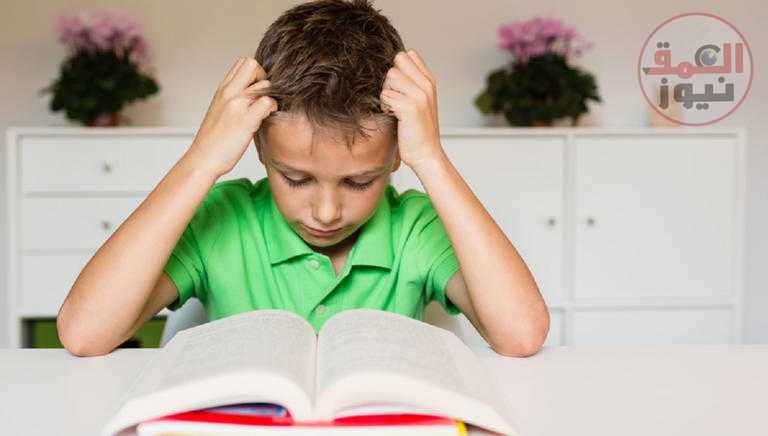 طفلي يعاني من صعوبة في القراءة: ماذا أفعل؟