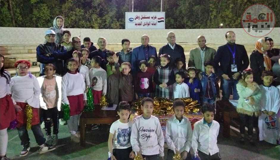 " مستقبل وطن " يحتفي بيوم اليتيم في محافظة الوادي الجديد