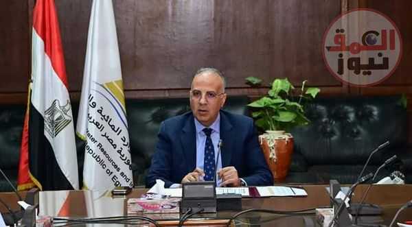 سويلم يتابع إجراءات الإعداد لأسبوع القاهرة السادس للمياه