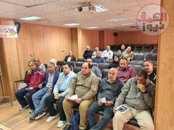 الاجتماع الشهري لوكيل وزارة الشباب والرياضة بالقليوبية مع مديري الإدارات