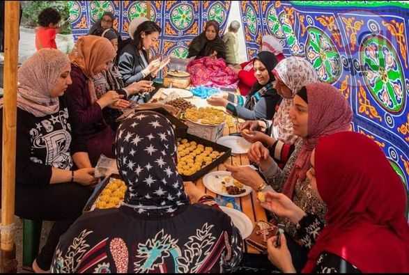 جمعيه انتيكا بالاسكندرية تصنع وتوزع كعك العيد احتفالا بعيد الفطر المبارك