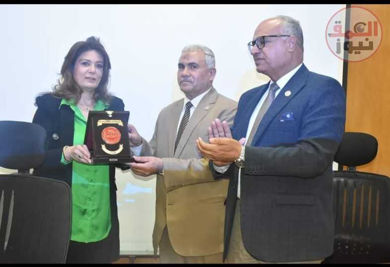 تكريم المهندس حمدى الشامى من قبل جامعة السادات وبحضور رئيس الجامعة الدكتورة شادن معاوية....