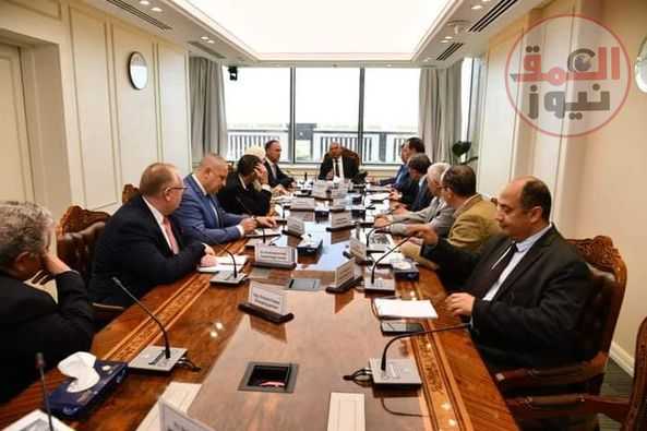 وزير النقل انهاء الاتفاق مع سكودا التشيكية لتاهيل وصيانة جرارات الهنشل بالسكة الحديد