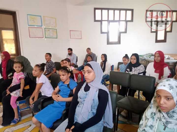 مكتبة الطفل والشباب تواصل مسيرة الثقافة الرقمية بقنا