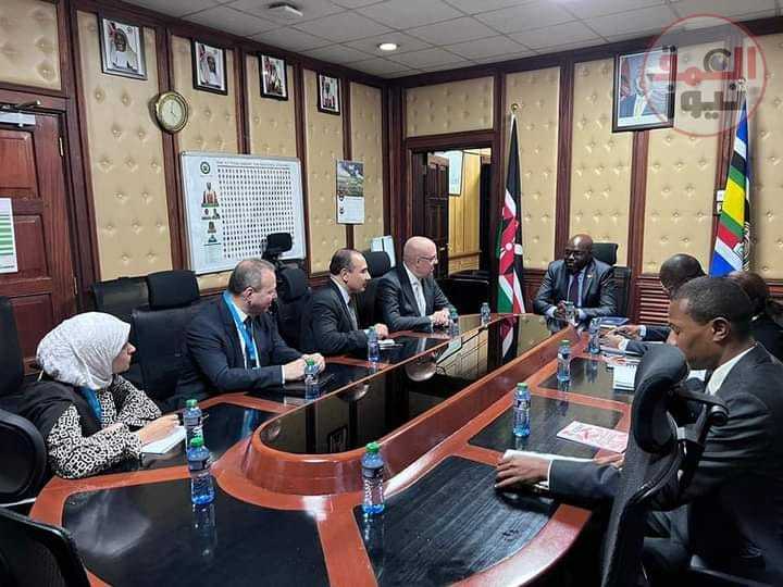 وزير الإسكان يلتقى رئيسى لجنتى الإسكان والبنية التحتية بالبرلمان الكينى لعرض التجربة العمرانية المصرية