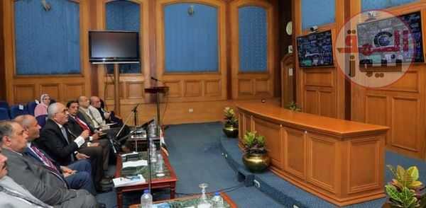 وزير التربية والتعليم يجتمع مع مديري المديريات ورؤساء لجان امتحانات الثانوية العامة