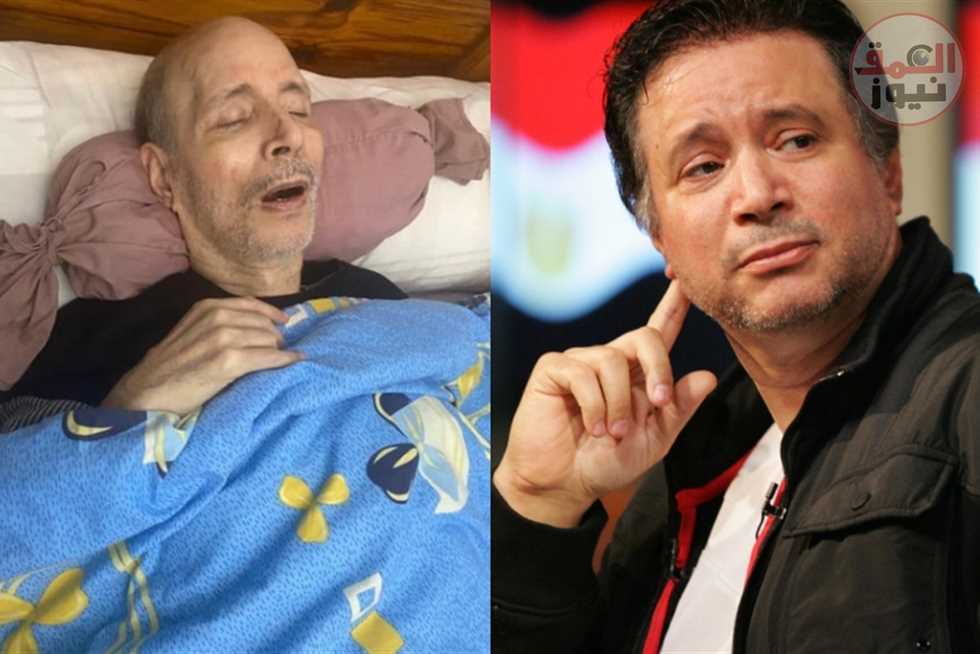 وكتب عوض بدوي عبر حسابه بموقع التواصل الاجتماعي فيسبوك: ألف حمد وشكر لله، أخيرا كلمني صديق العمر الفنان إيمان البحر درويش، وسمعت صوته واطمأننت عليه والحمد لله، وبطمن كل جمهوره وأصدقائه ومحبيه، هو بخير ويستكمل العلاج الطبيعي، ربنا يشفيه ويعافيه ويطمنا عليه ويرجع لنا بألف ألف سلامة. شائعات اختفاء إيمان البحر درويش وفي وقت سابق، رد إيمان البحر درويش على شائعات اختفائه، في أول ظهور له خلال مكالمة هاتفية في برنامج تقدر مع الغيطي، وقال لجمهوره: إن شاء الله هظهر أول ما أخلص علاج طبيعي وأنا كويس وبخير. وظهر نجل المطرب إيمان البحر درويش في لايف مؤخرًا نفى خلاله الشائعات التي زعمت اختفاء والده، مطالبًا الجمهور بتحري الدقة في المعلومات. وتعرض إيمان البحر درويش العام الماضي لأزمة صحية دخل على إثرها العناية المركزة بأحد المستشفيات الكبرى، وكتبت ابنته حينها عبر حسابها الخاص بموقع التواصل الاجتماعي فيسبوك: والنبي يا جماعة بلاش أي واحد فاضي ومش لاقي حاجة يعملها يدخل يكتب أي كلام، أبويا في العناية المركزة عشان حصله انتكاسة، فبدل ما تضيعوا وقت في أي كلام ادعوا له. أول تعليق من مصطفى كامل على حالة إيمان البحر درويش علق الفنان مصطفى كامل على، نقيب المهن الموسيقية، على أحدث ظهور للفنان إيمان البحر درويش،وأكد الفنان مصطفى كامل، أنه لم يعلم بحالة الفنان إيمان البحر درويش، وتفاجأ عندما رأى أحدث ظهور له، معلقًا: لا إله الإ الله محمد رسول الله، حالة مرضه صعبة جدا، وياريت حد من أهله يتواصلوا معايا أو أي زميل لو معاعه رقم له يرسله لي للأطمئنان عليه. حادث ابن إيمان البحر درويش والحكم بحبسه جدير بالذكر أن البعض فسر نشر إيمان ابنة إيمان البحر درويش فجرا لأنه في نفس اليوم كان موعد جلسة الحكم على شقيقها إسلام في محكمة جنايات الإسكندرية لاتهامه بدهس طفل في فبراير 2023، نتج عنه وفاته، وحكمت المحكمة بالسجن المشدد على إسلام 3 سنوات وغرامة 50 ألف جنيها. يعود تاريخ الواقعة إلى شهر فبراير 2023 في أحد شوارع الإسكندرية، في تمام الساعة الرابعة فجرًا تقريبًا، حيث كان إسلام يقود السيارة بمفرده.