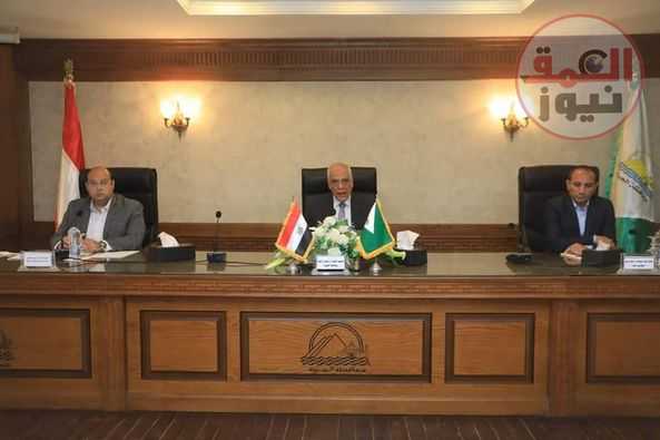 محافظ الجيزة يلتقي بنواب رؤساء المراكز والمدن وسكرتير عموم الأحياء والمراكز والمدن عقب تكليفهم