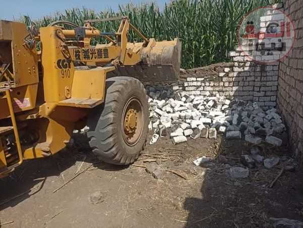 البحيرة إزالة 19 حالة تعدي على مساحة 1917 م2 بنطاق 7 مراكز