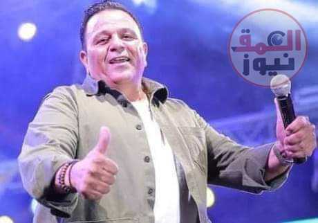 (كاتب الاغانى يسرى البنوبى )شوف كام سنه ياعمر راح مننا واهو شوف كنا فين كلنا عايشين واتلهينا وقتها فى السنين