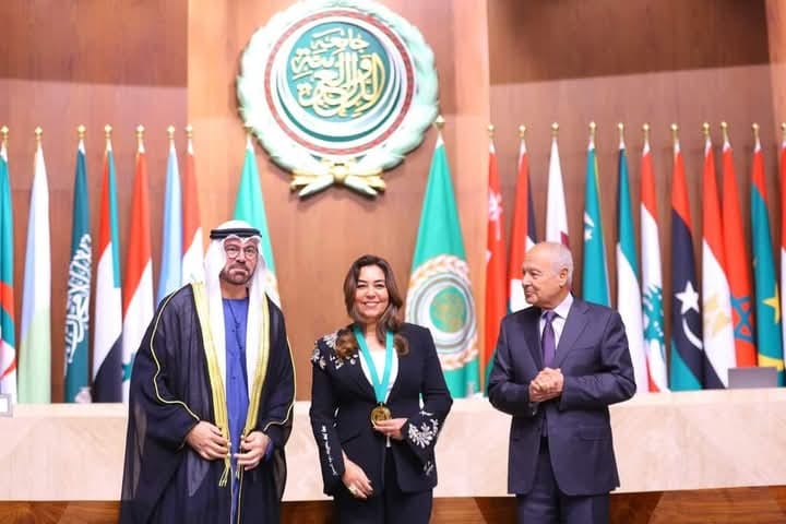 قيادات البحيرة تهنئ الدكتورة منال عوض - وزيرة التنمية المحلية لحصولها على جائزة التميز الحكومي العربي